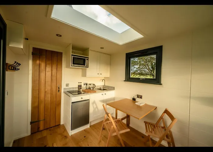 Apartment Laverock Shepherds Hut With Private Hot Tub Seascale